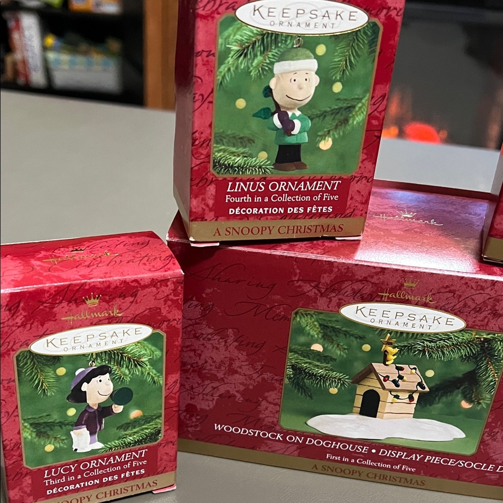 Hallmark Peanuts Keepsake Ornaments Set - c.2000 - Picture 3 of 9